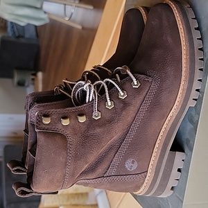 Timberland Courmayeur Valley lace up boot in Dark Brown nubuck